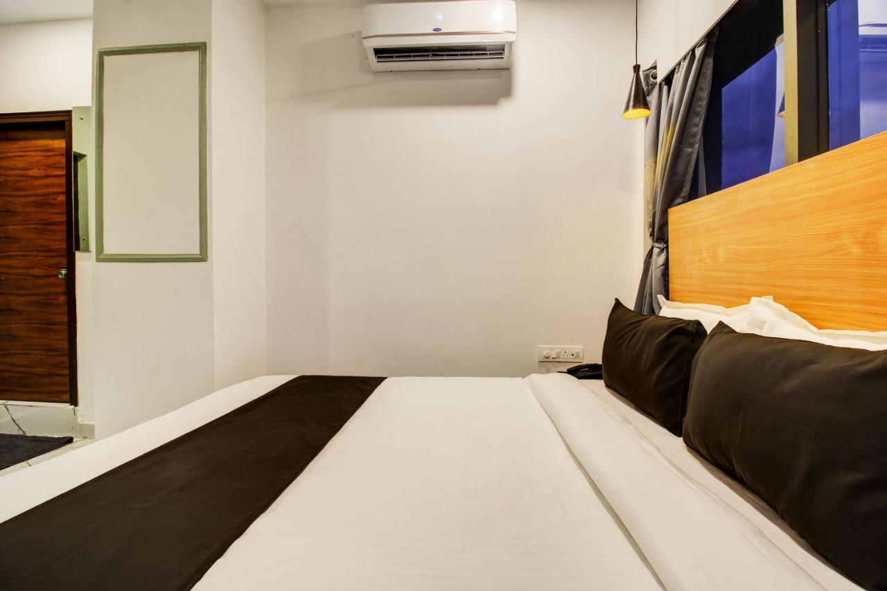 Super Townhouse Rcc Hotel Banjara Hills Haidarábád Kültér fotó