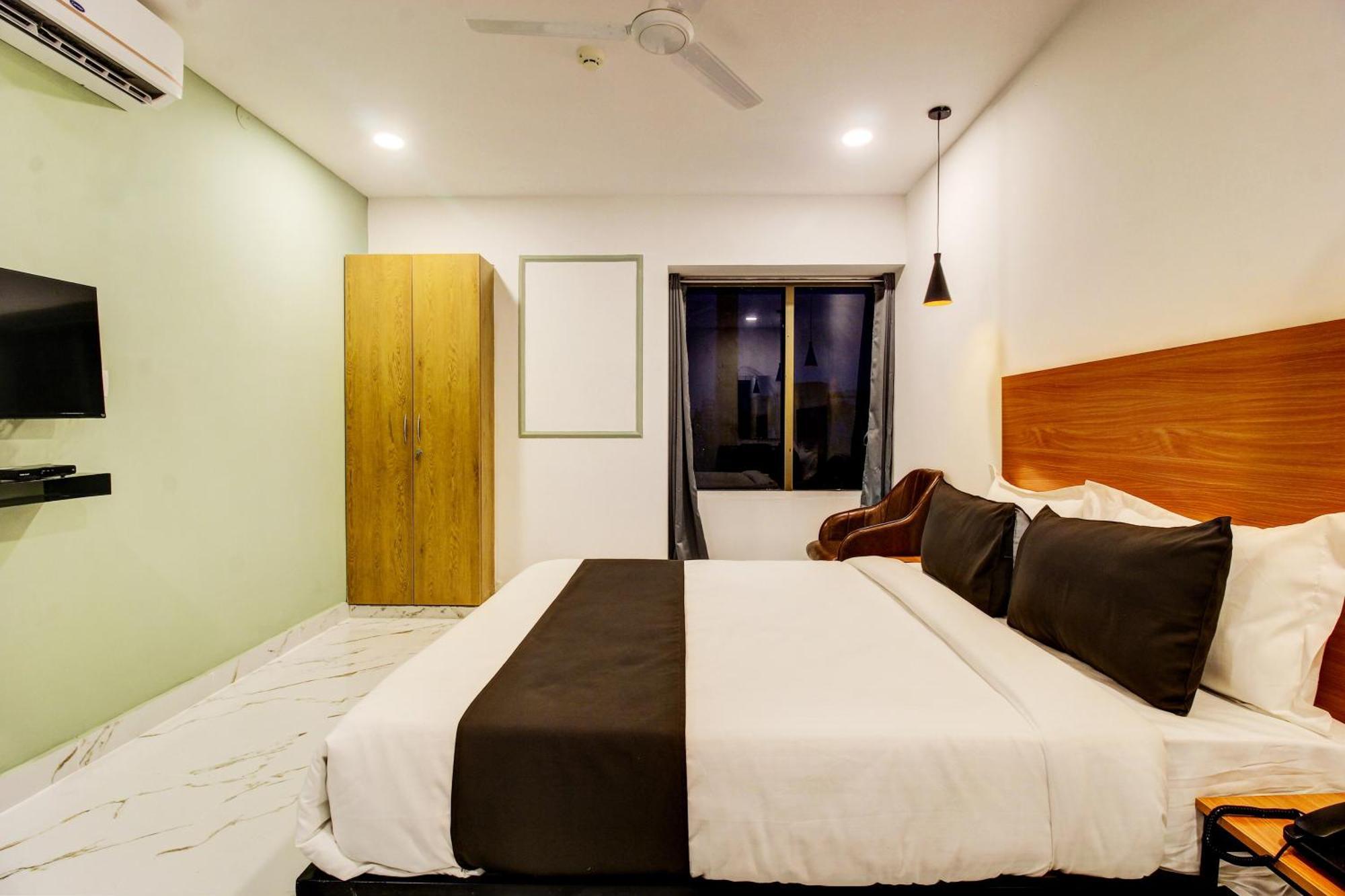 Super Townhouse Rcc Hotel Banjara Hills Haidarábád Kültér fotó